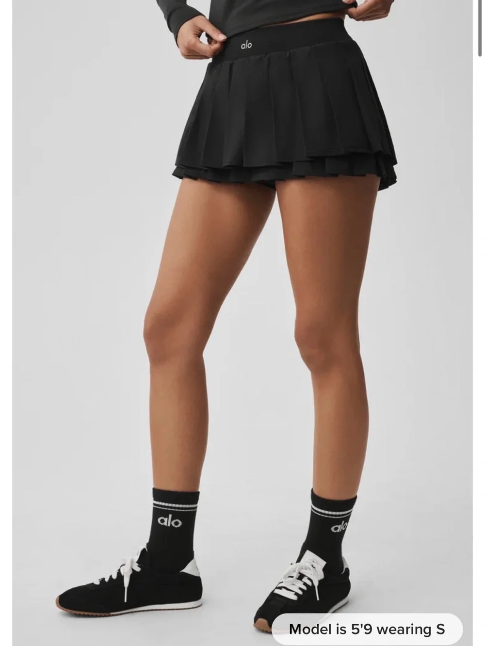 ALO Yoga Black Pleated Athletic Skort